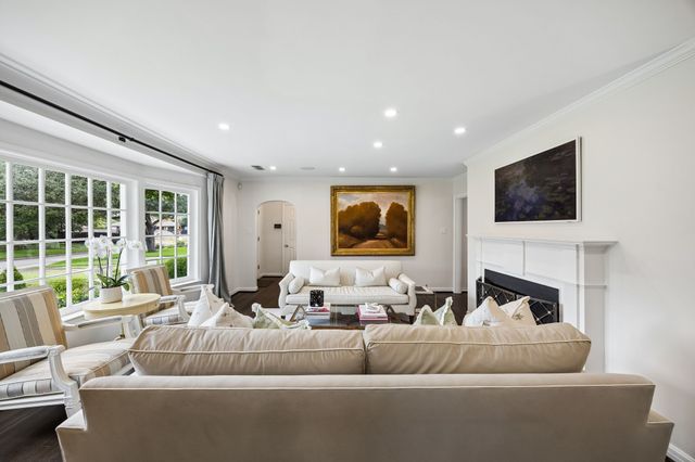 5610 Greenbrier Drive, Dallas, TX 75209