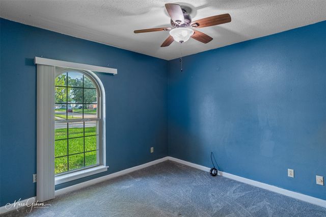 1920 Venus Drive, Bossier City, LA 71112