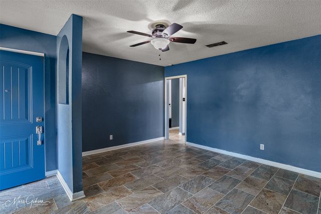 1920 Venus Drive, Bossier City, LA 71112