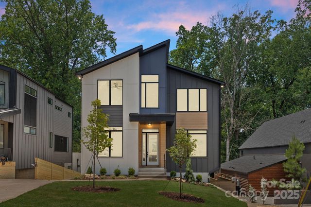 1727 Seifert Circle, Charlotte, NC 28205