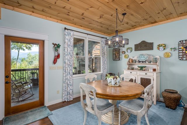 43 Tunica Lane, Ellijay, GA 30540