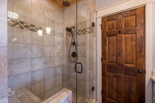 43 Tunica Lane, Ellijay, GA 30540