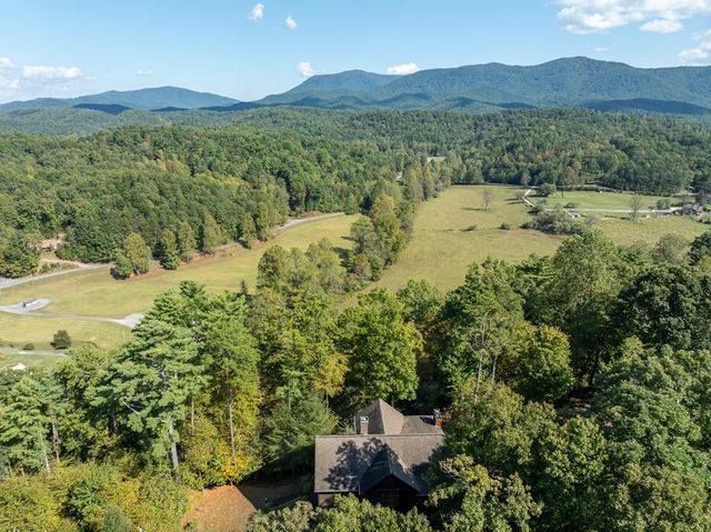 43 Tunica Lane, Ellijay, GA 30540