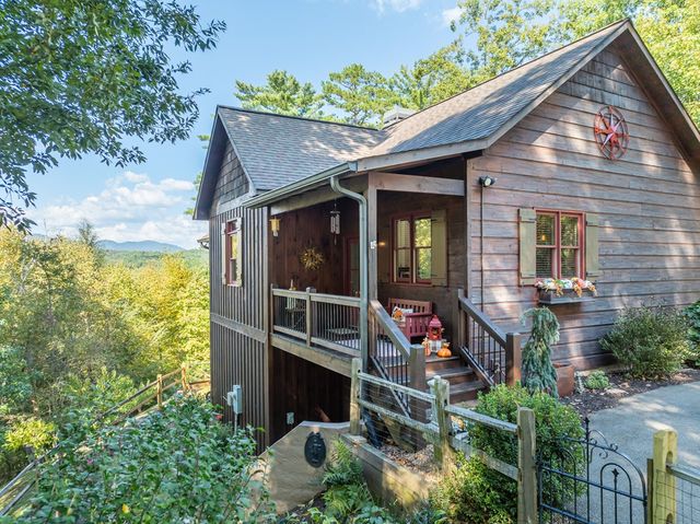 43 Tunica Lane, Ellijay, GA 30540