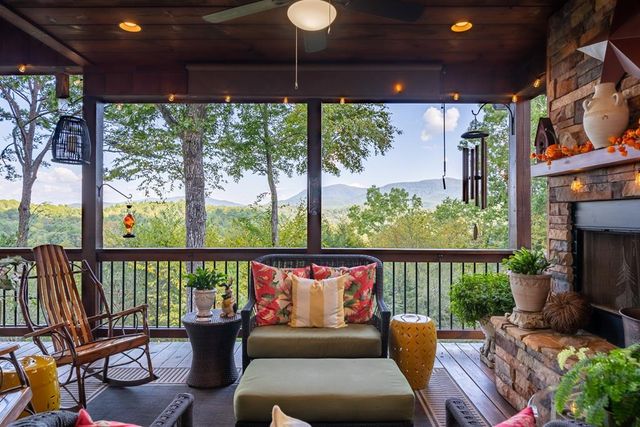 43 Tunica Lane, Ellijay, GA 30540