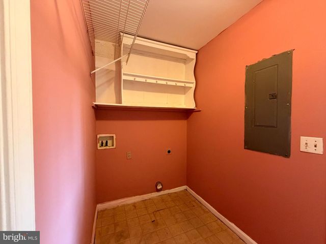 208 HARFORD RD, Salisbury, MD 21801