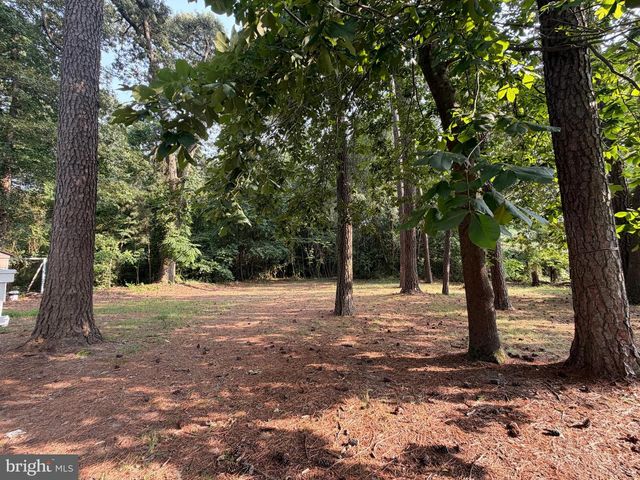 208 HARFORD RD, Salisbury, MD 21801