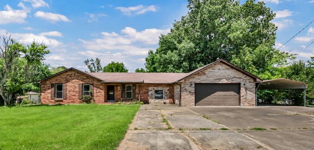 777 Helton Dr, Clarksville, TN 37042