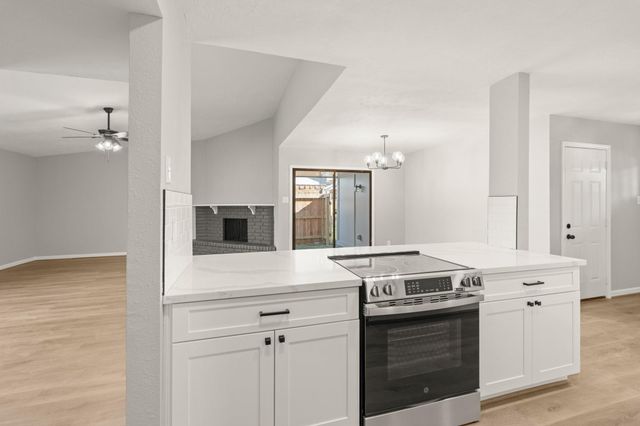 531 Tara Plantation Drive, Richmond, TX 77469