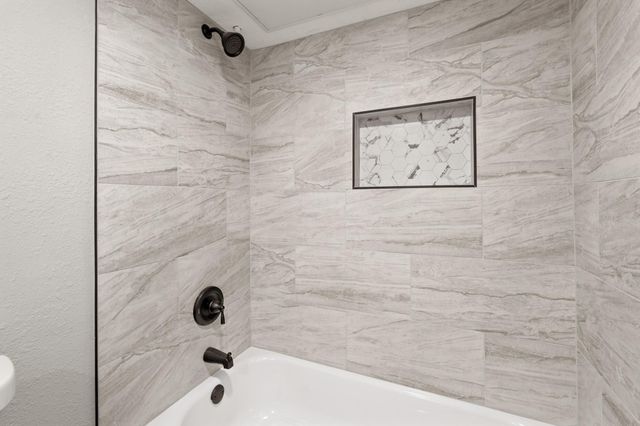 531 Tara Plantation Drive, Richmond, TX 77469