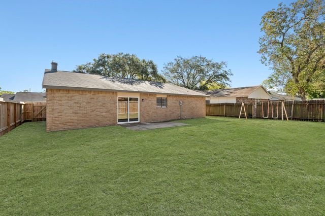 531 Tara Plantation Drive, Richmond, TX 77469