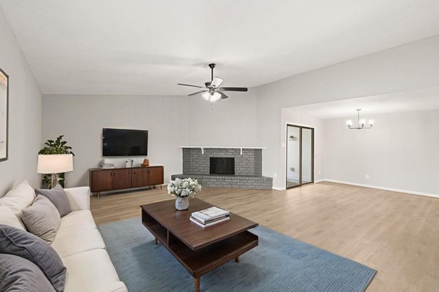 531 Tara Plantation Drive, Richmond, TX 77469