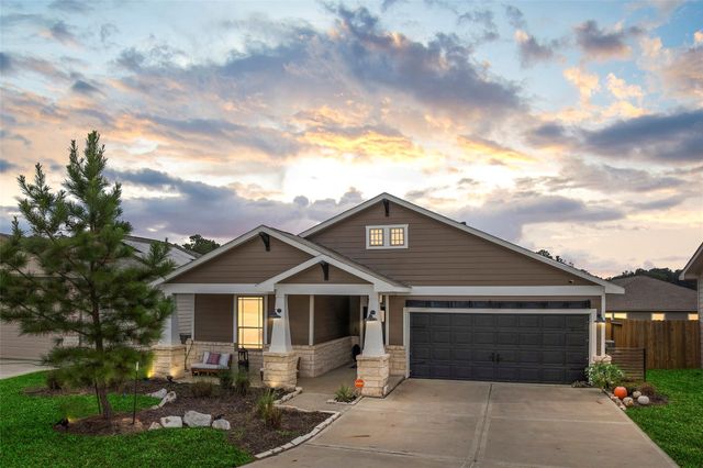 2212 Cedar Valley Drive, Conroe, TX 77306