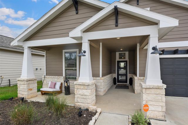 2212 Cedar Valley Drive, Conroe, TX 77306