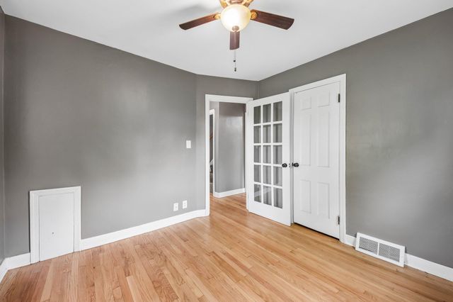 1206 Sycamore Street, Crown Point, IN 46307