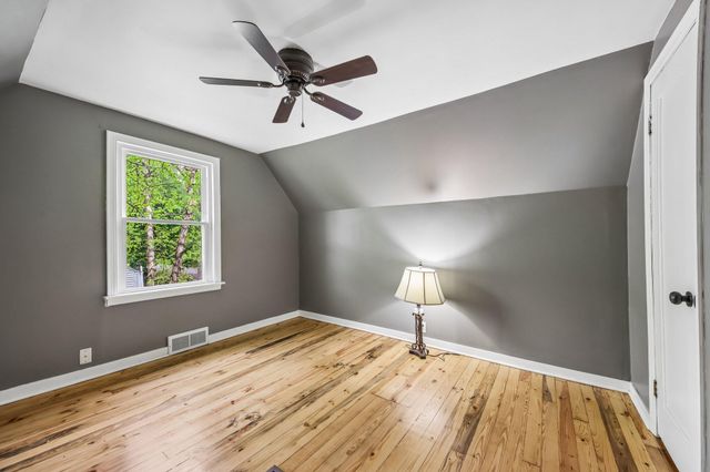 1206 Sycamore Street, Crown Point, IN 46307