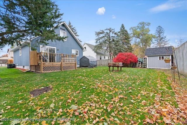 222 Elm Street, Grand Ledge, MI 48837