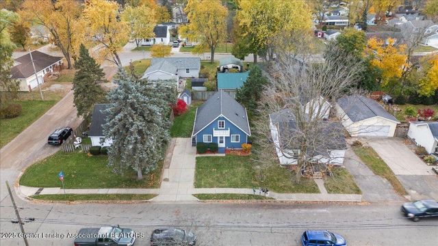 222 Elm Street, Grand Ledge, MI 48837