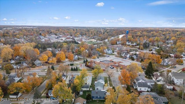 222 Elm Street, Grand Ledge, MI 48837