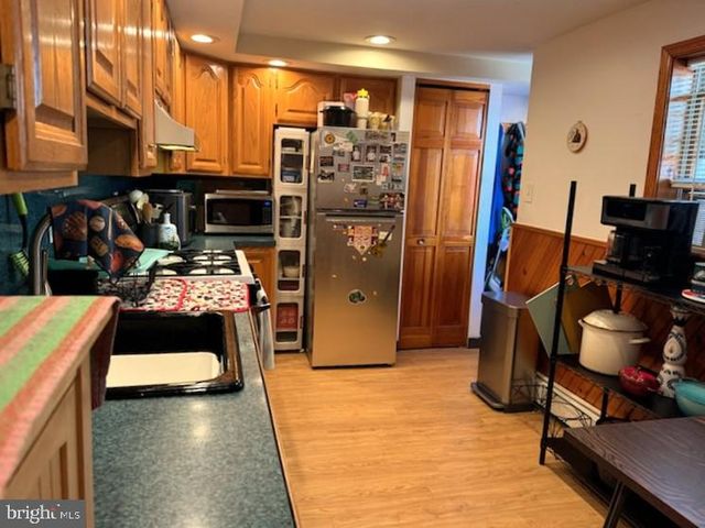 2710 E BIRCH ST, Philadelphia, PA 19134