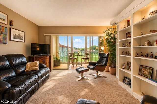1700 Pine Valley DR 319, Fort Myers, FL 33907