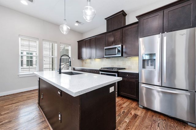 925 W 23rd Street D, Houston, TX 77008