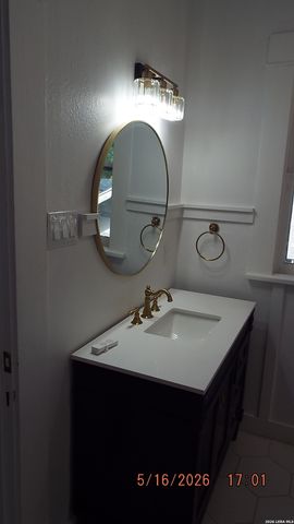 940 W Mulberry, San Antonio, TX 78201