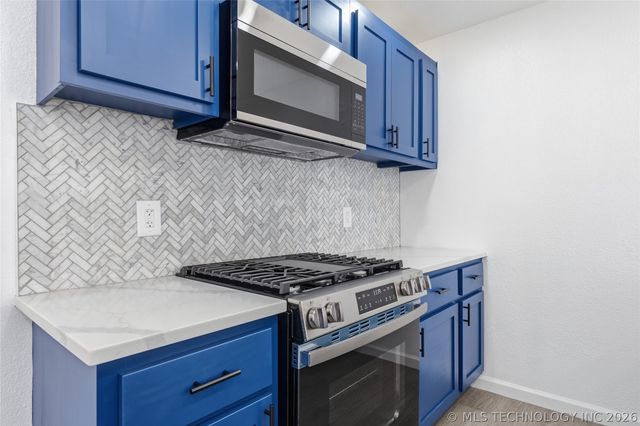 2452 N Pittsburg Avenue, Tulsa, OK 74115