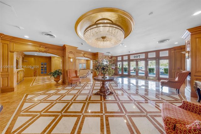 700 Biltmore Way 514, Coral Gables, FL 33134