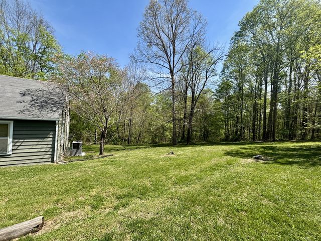 101 Flood Rd, Mcminnville, TN 37110