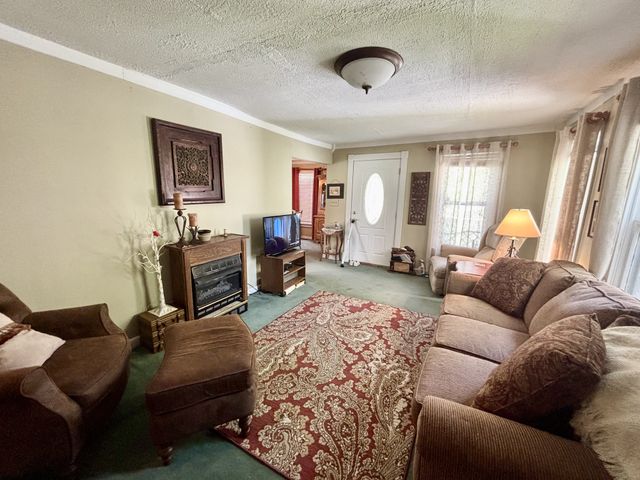 101 Flood Rd, Mcminnville, TN 37110