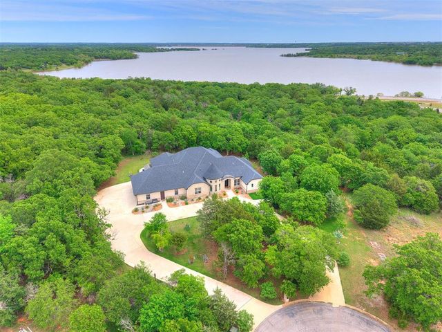 6209 Lakewood Ridge Road, Edmond, OK 73013