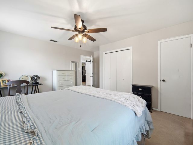 801 Alamo Dr, Kerrville, TX 78028