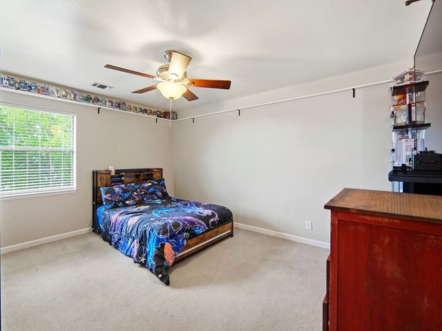 801 Alamo Dr, Kerrville, TX 78028
