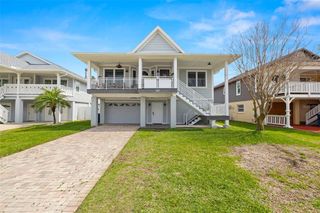 247 126TH AVENUE, Treasure Island, FL 33706
