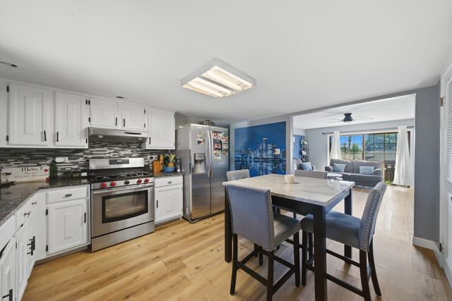 9602 Schiller Boulevard 3N, Franklin Park, IL 60131