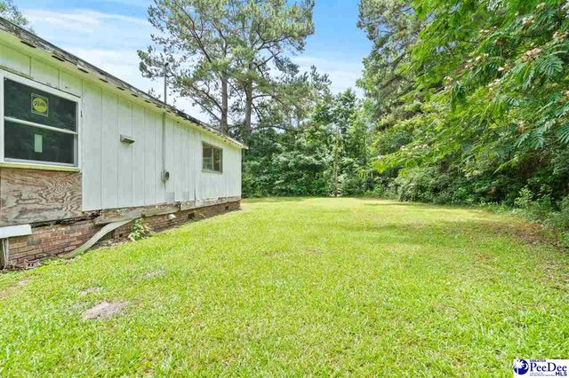 173 Kiwi Rd, Lake City, SC 29560