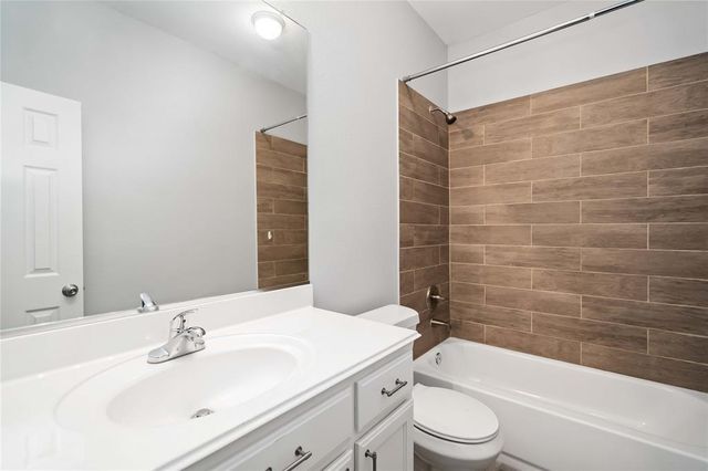 5105 Southwind Street A, Houston, TX 77033