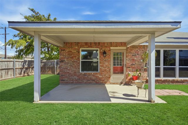 1125 Bayfield Drive, Denton, TX 76209