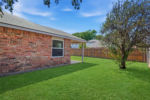 1125 Bayfield Drive, Denton, TX 76209