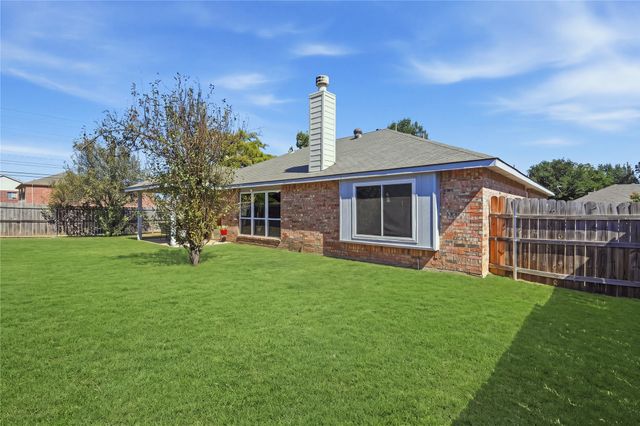 1125 Bayfield Drive, Denton, TX 76209