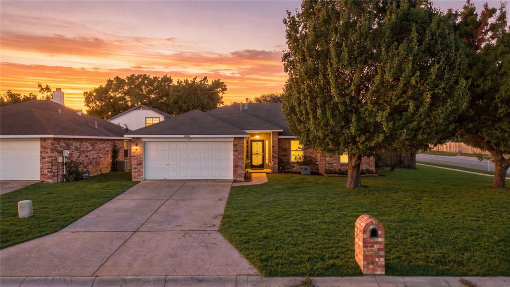1125 Bayfield Drive, Denton, TX 76209 — photo 4