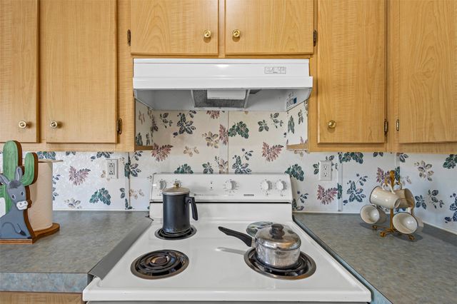 9064 Summit Court E, Cleburne, TX 76033