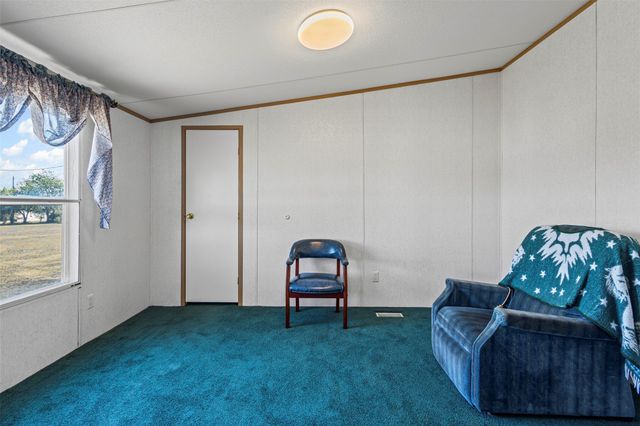 9064 Summit Court E, Cleburne, TX 76033