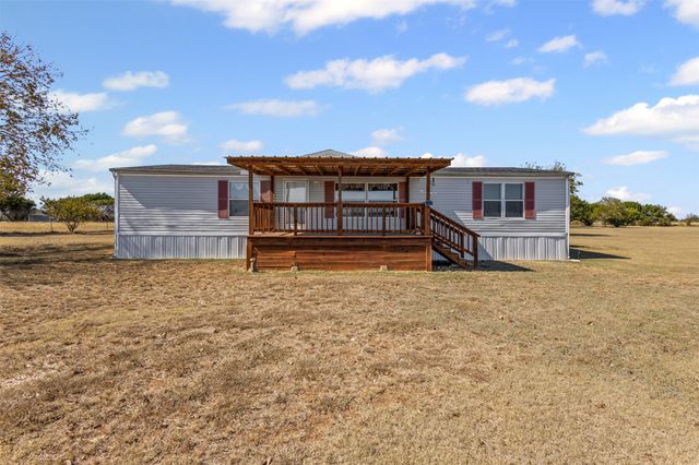 9064 Summit Court E, Cleburne, TX 76033