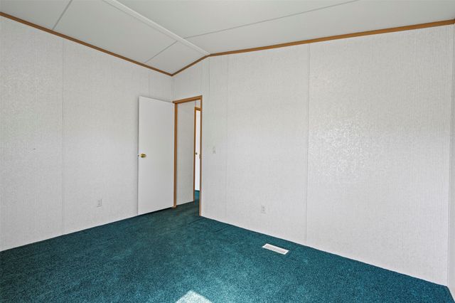 9064 Summit Court E, Cleburne, TX 76033