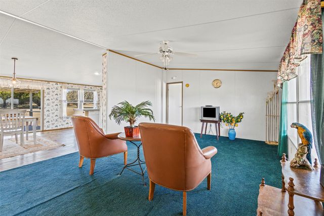 9064 Summit Court E, Cleburne, TX 76033