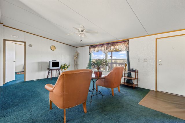 9064 Summit Court E, Cleburne, TX 76033