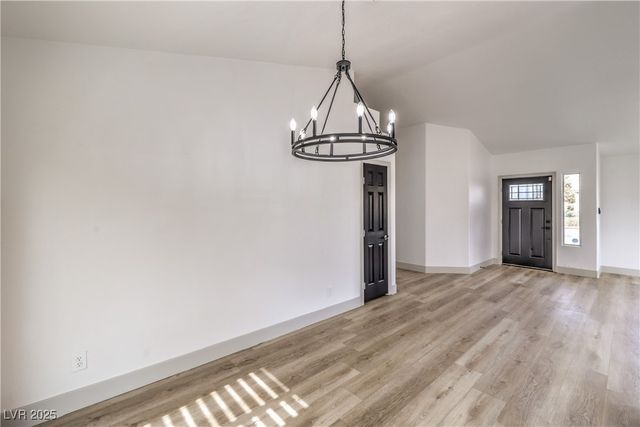 7413 Red Eagle Street, Las Vegas, NV 89131