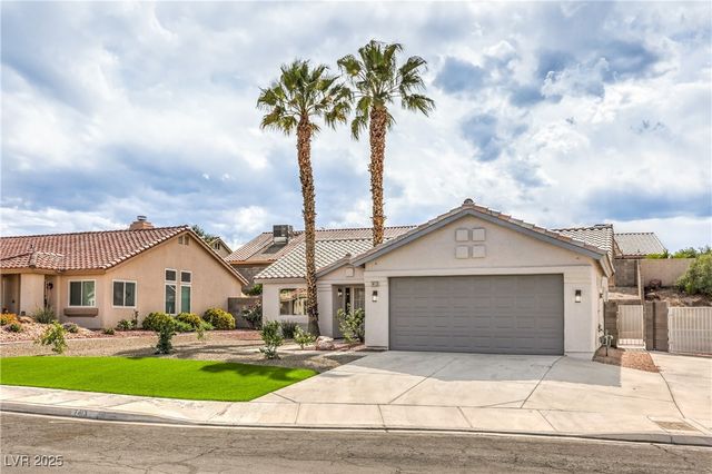 7413 Red Eagle Street, Las Vegas, NV 89131